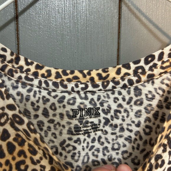PINK Victorias Secret Cheetah Print Tee Size M - Picture 2 of 3